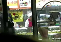 บ้าเอ๊ยลูกชายฝันว่านาตาชาจะหยุดสูบบุหรี่ตลอด ดู วีดีโอ หนัง x